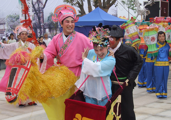 全丰花灯演展.jpg