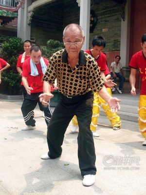 文琰森.jpg