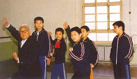 tm2q_image003.jpg