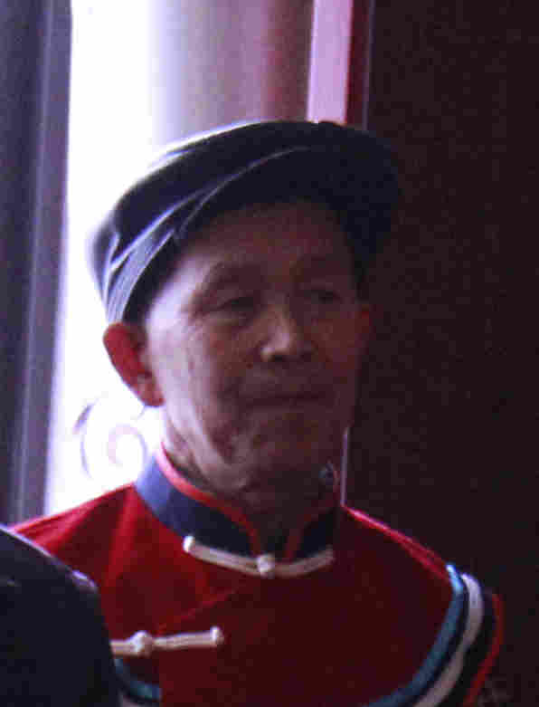 1-16060P24Za92.jpg