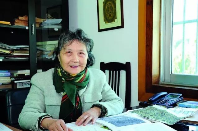 钱小萍.jpg