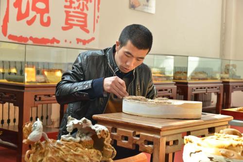 赵九洲.jpg