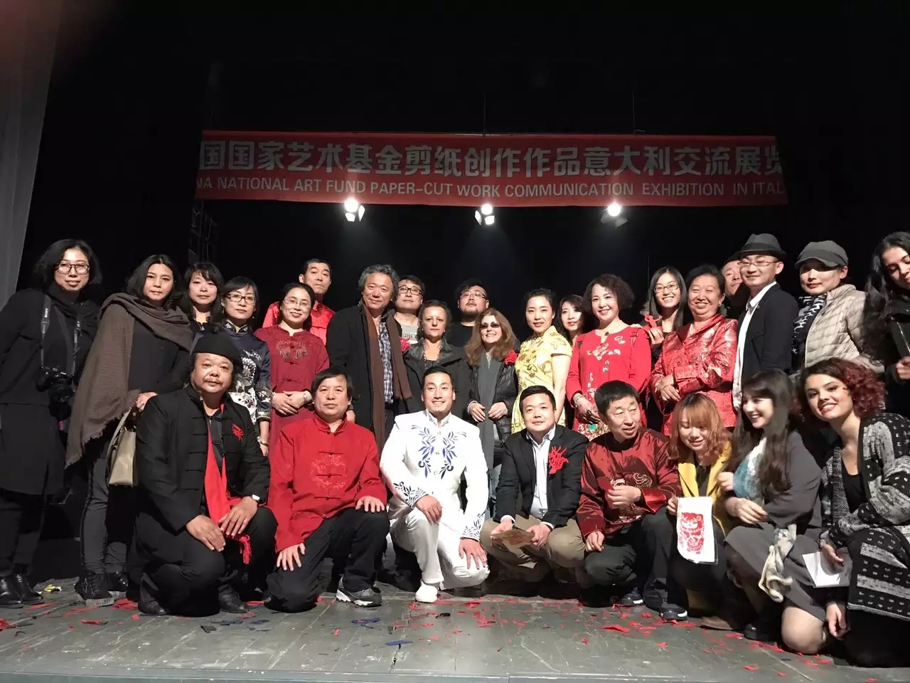 张欣g.jpg