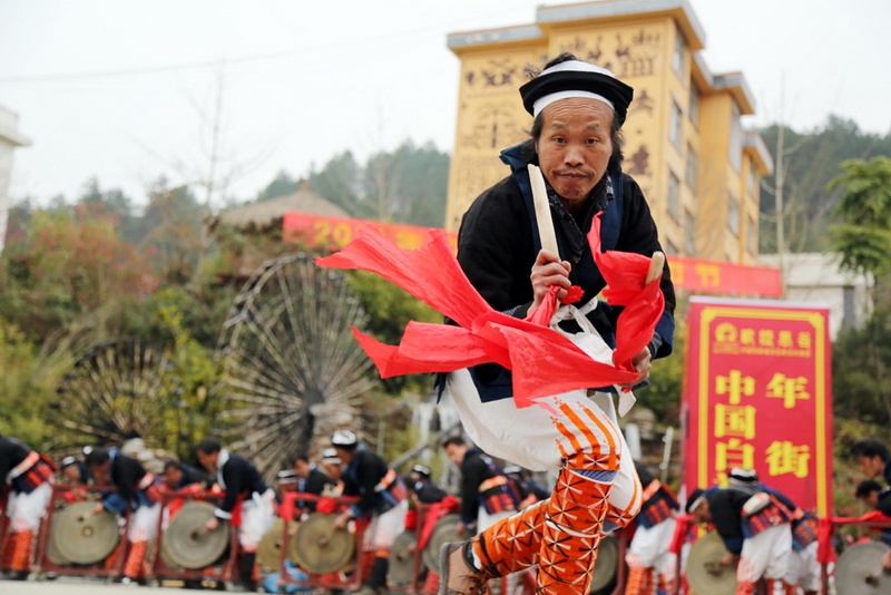 黎芳才.jpg