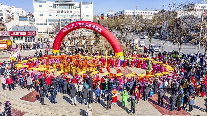 2023年2月21日外研传媒拍摄于博物馆广场：2023年二月二龙抬头节非遗展演活动.jpg