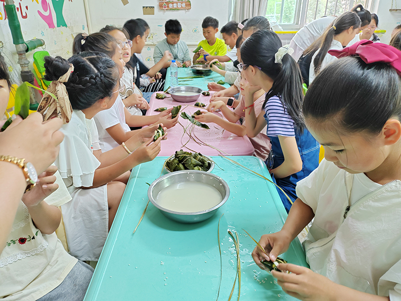 外研学校端午 (13).jpg