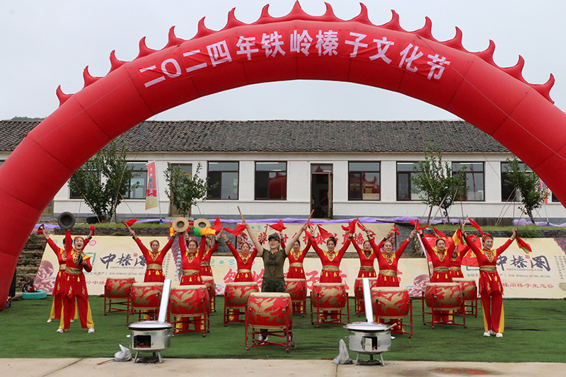 开场表演-铁岭威风锣鼓.JPG