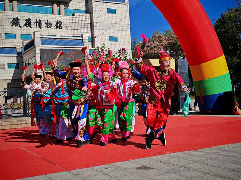 8抚顺地秧歌 (3).jpg